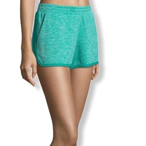 Xersion Stretch Emerald Coast Shorts